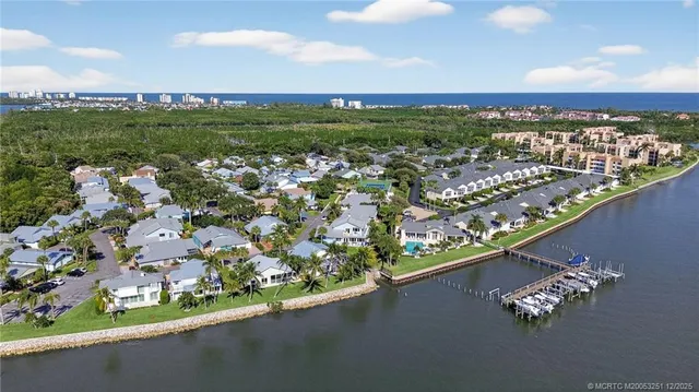 $1,250,000 | 3961 Northeast Breakwater Drive, Jensen Beach, FL 34957