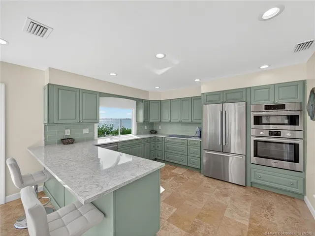$1,250,000 | 3961 Northeast Breakwater Drive, Jensen Beach, FL 34957