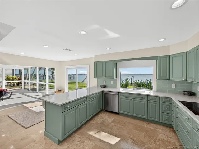 $1,250,000 | 3961 Northeast Breakwater Drive, Jensen Beach, FL 34957