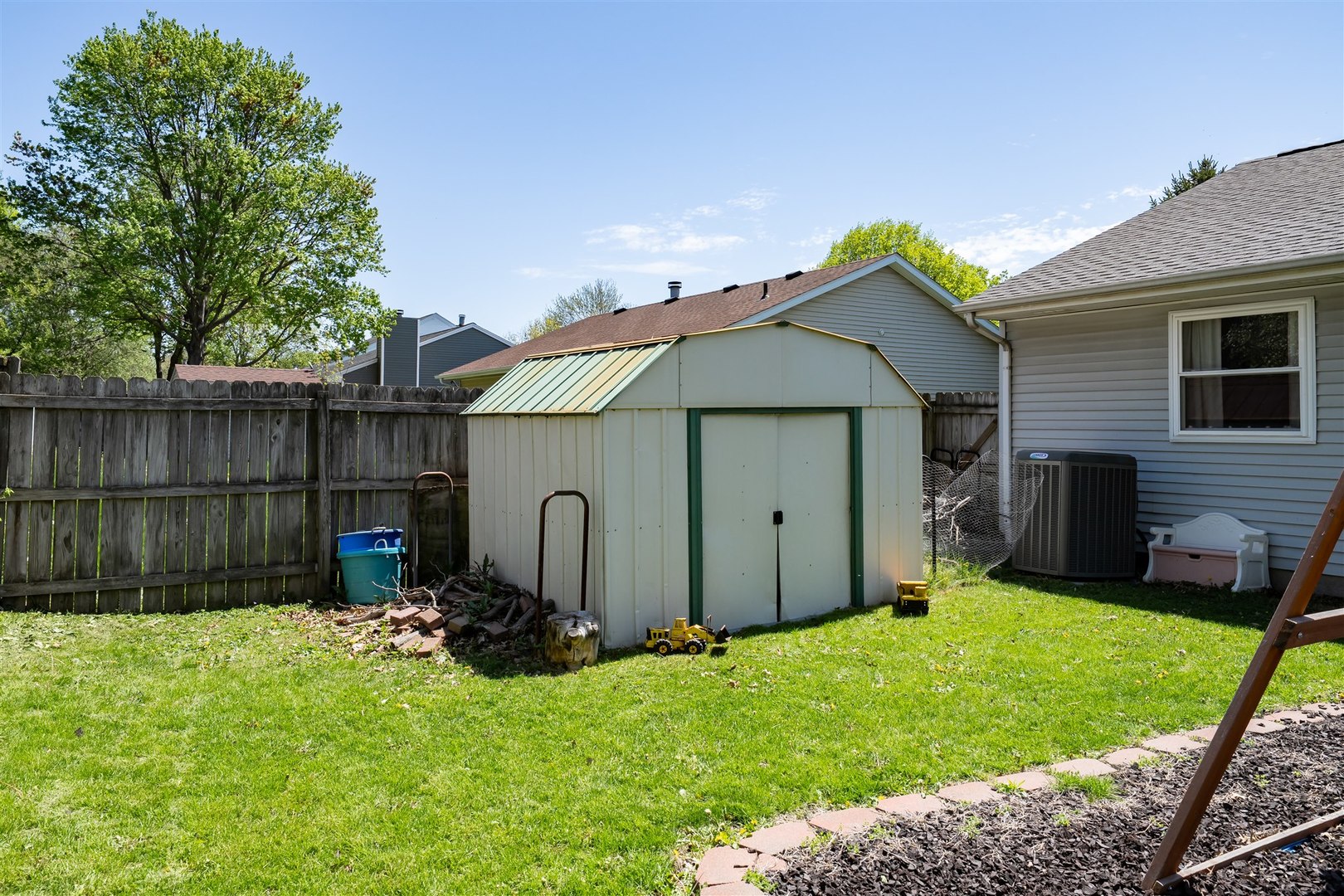 2902 Rachel Road Champaign, IL 61822 - Photo 32 of 35 Gallery Image 32