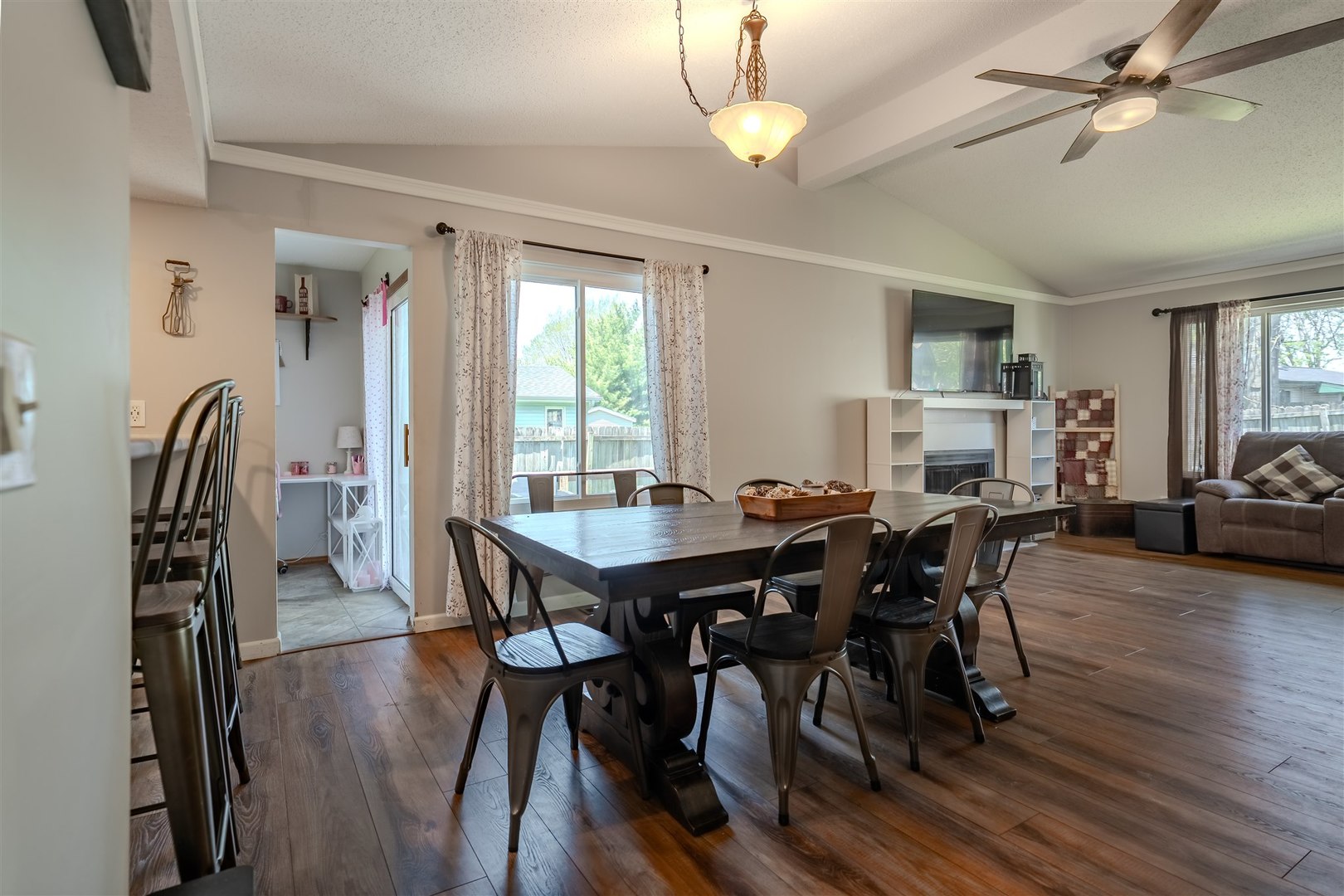 2902 Rachel Road Champaign, IL 61822 - Photo 7 of 35 Gallery Image 7