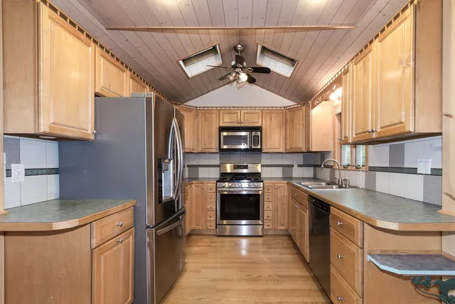 $4,450 | 56 South Shore Road, Salem, NH 03079