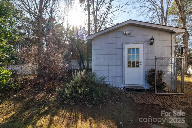 $518,000 | 10806 Willow Oak Road, Norwood, NC 28128