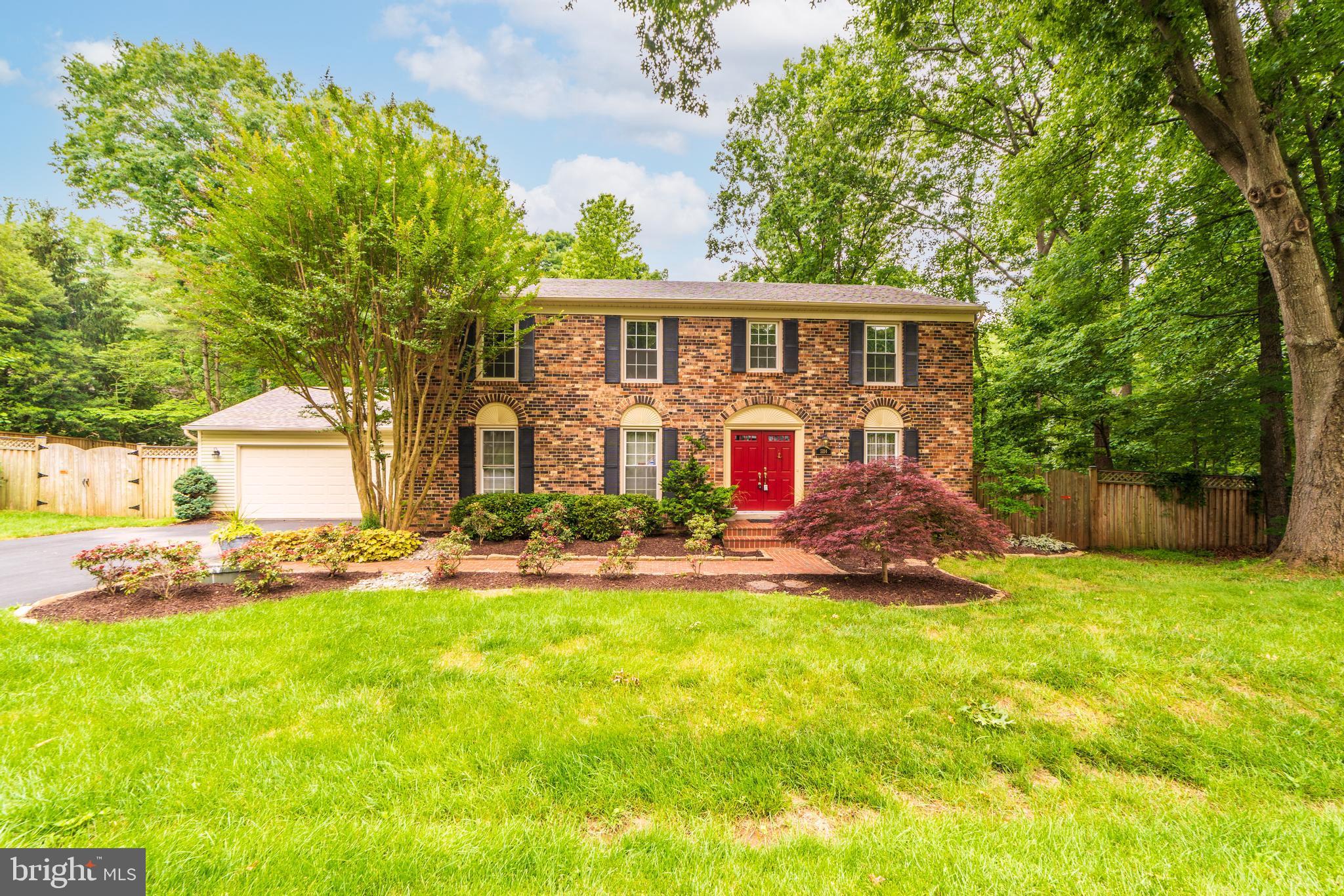 5114 Pheasant Ridge Road Fairfax, VA 22030 - Photo 2 of 65 Gallery Image 2