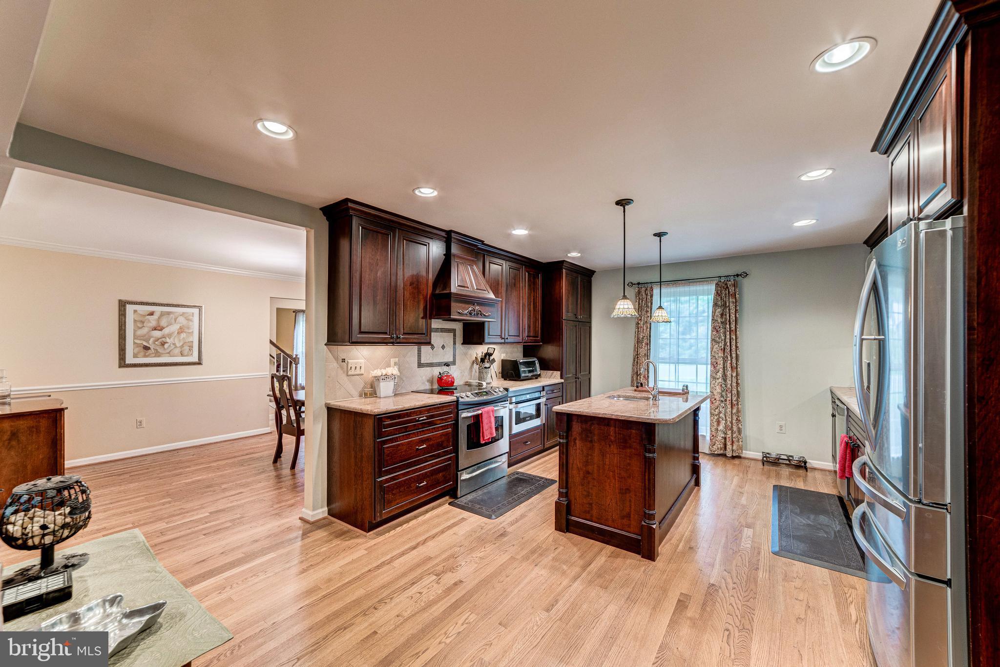 5114 Pheasant Ridge Road Fairfax, VA 22030 - Photo 26 of 65 Gallery Image 26