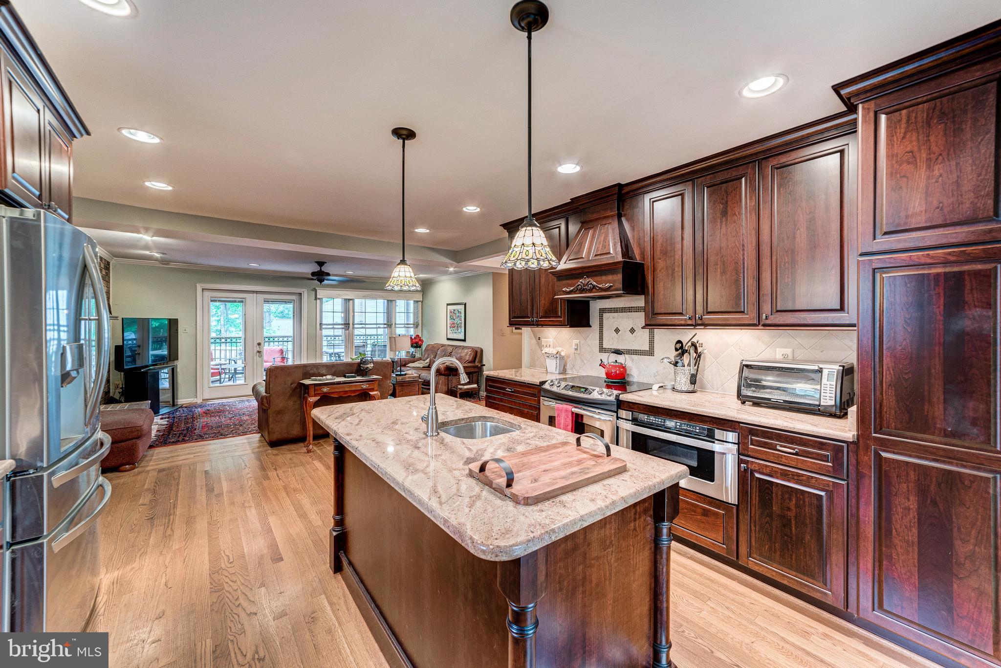 5114 Pheasant Ridge Road Fairfax, VA 22030 - Photo 28 of 65 Gallery Image 28