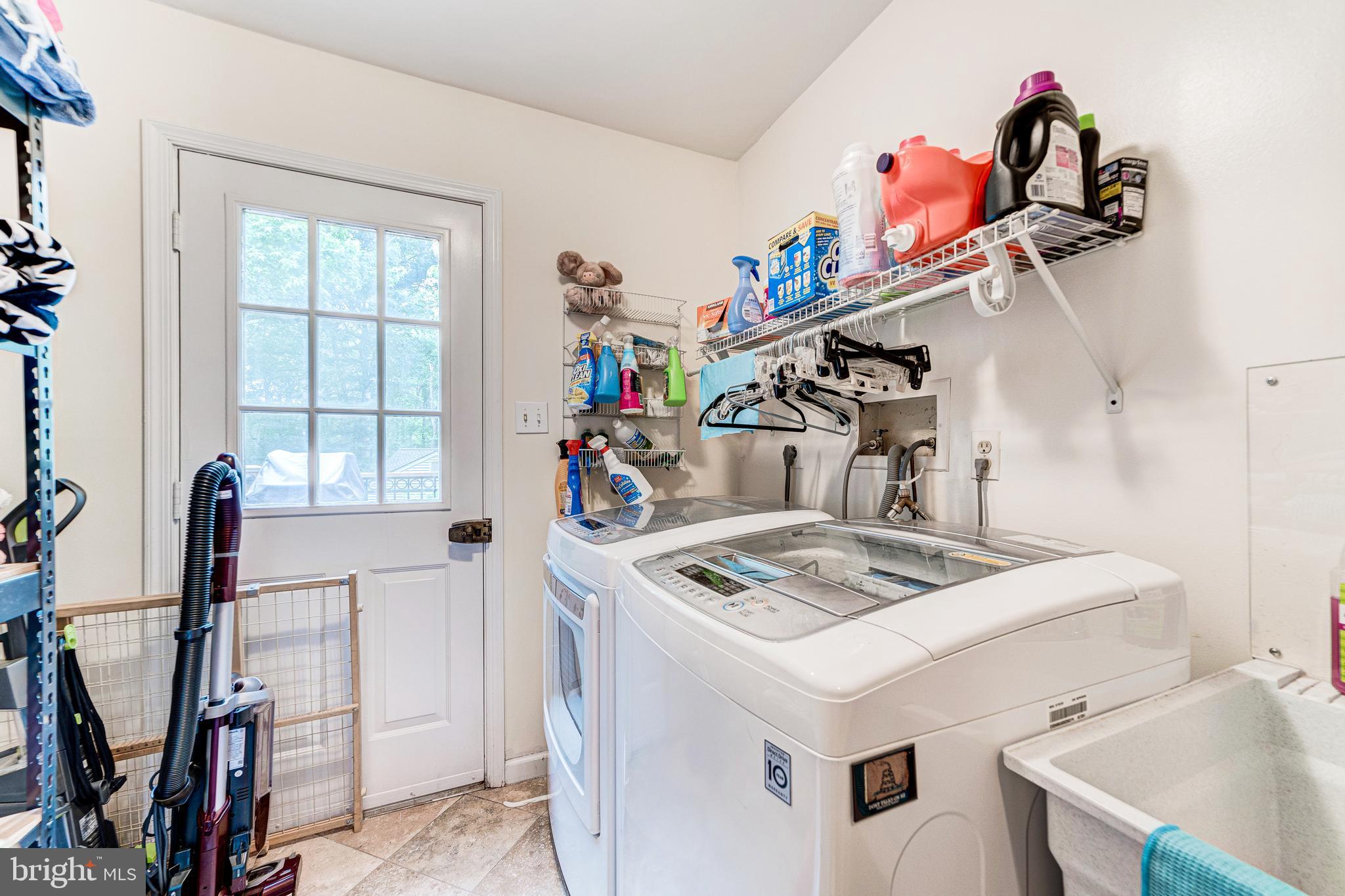 5114 Pheasant Ridge Road Fairfax, VA 22030 - Photo 31 of 65 Gallery Image 31