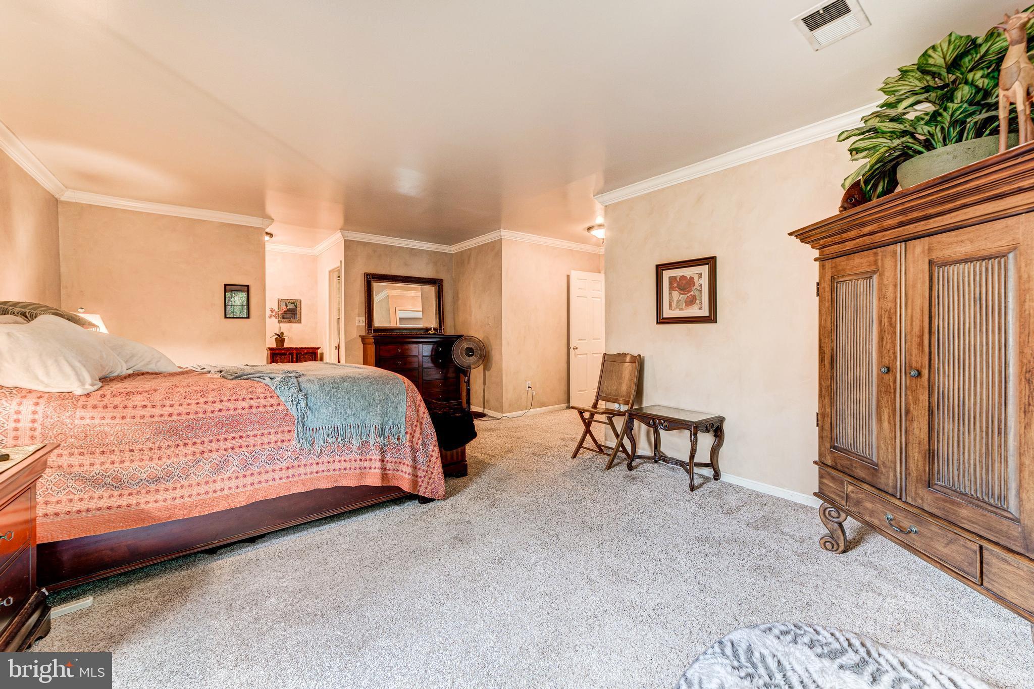 5114 Pheasant Ridge Road Fairfax, VA 22030 - Photo 36 of 65 Gallery Image 36