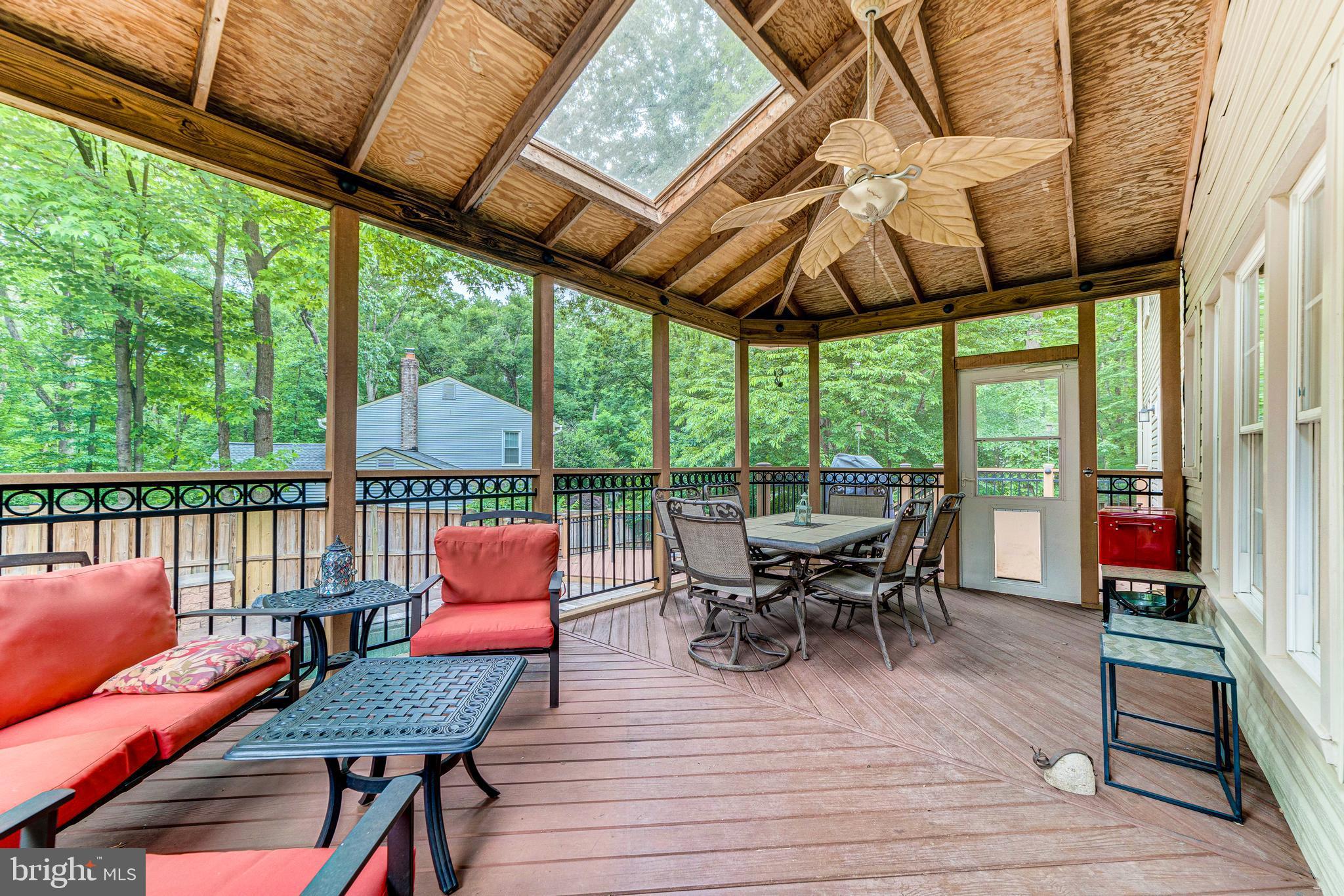 5114 Pheasant Ridge Road Fairfax, VA 22030 - Photo 5 of 65 Gallery Image 5
