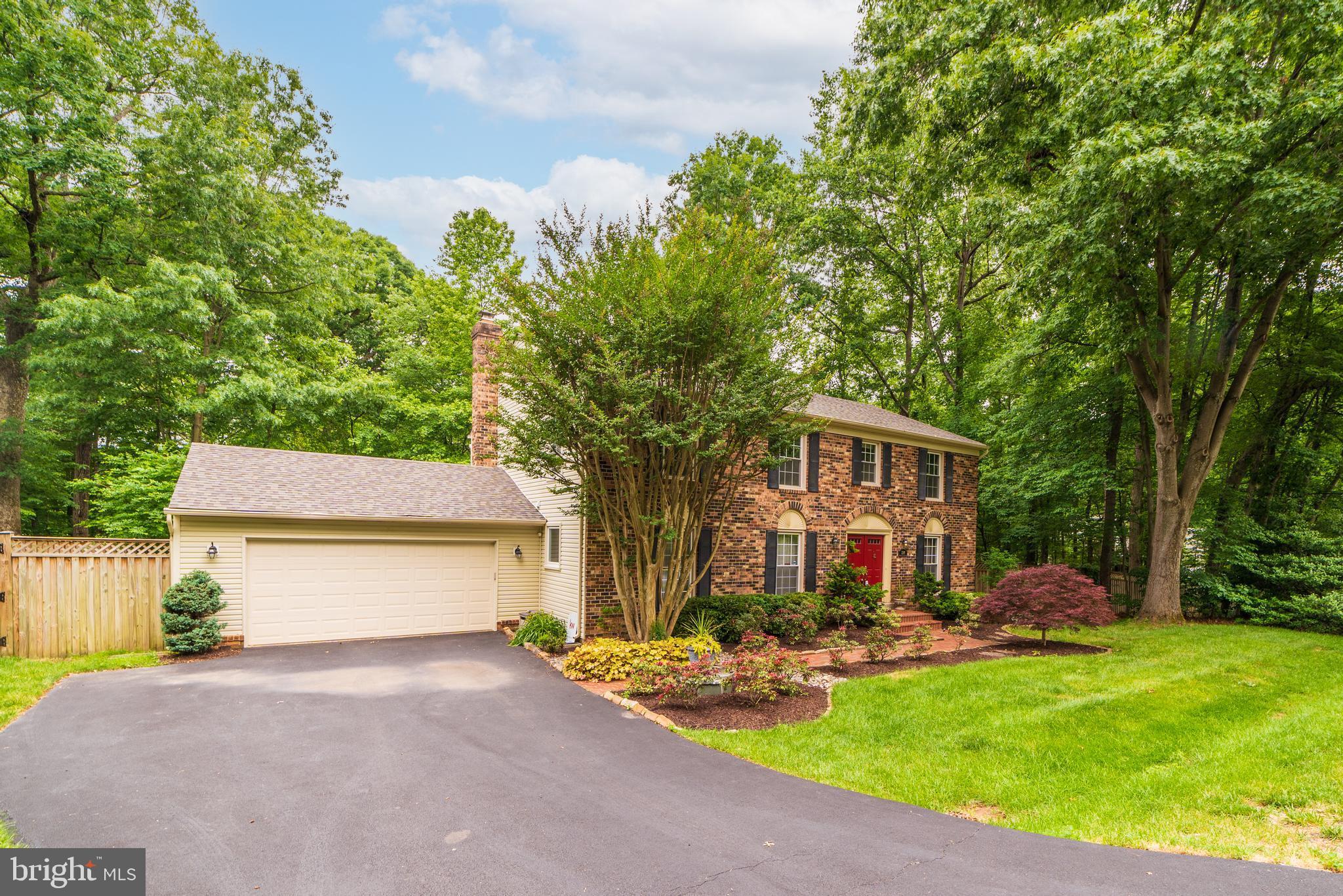 5114 Pheasant Ridge Road Fairfax, VA 22030 - Photo 7 of 65 Gallery Image 7