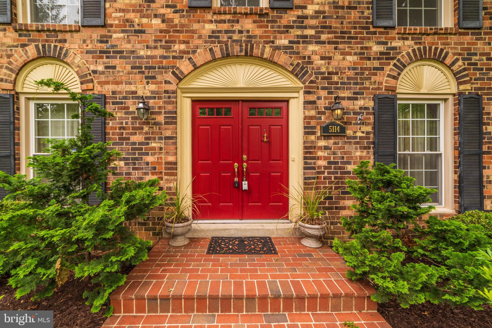 5114 Pheasant Ridge Road Fairfax, VA 22030 - Photo 9 of 65 Gallery Image 9