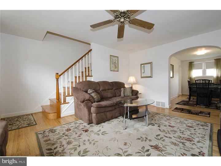713 Michell Street Ridley Park, PA 19078 - Photo 2 of 20 Living Room
