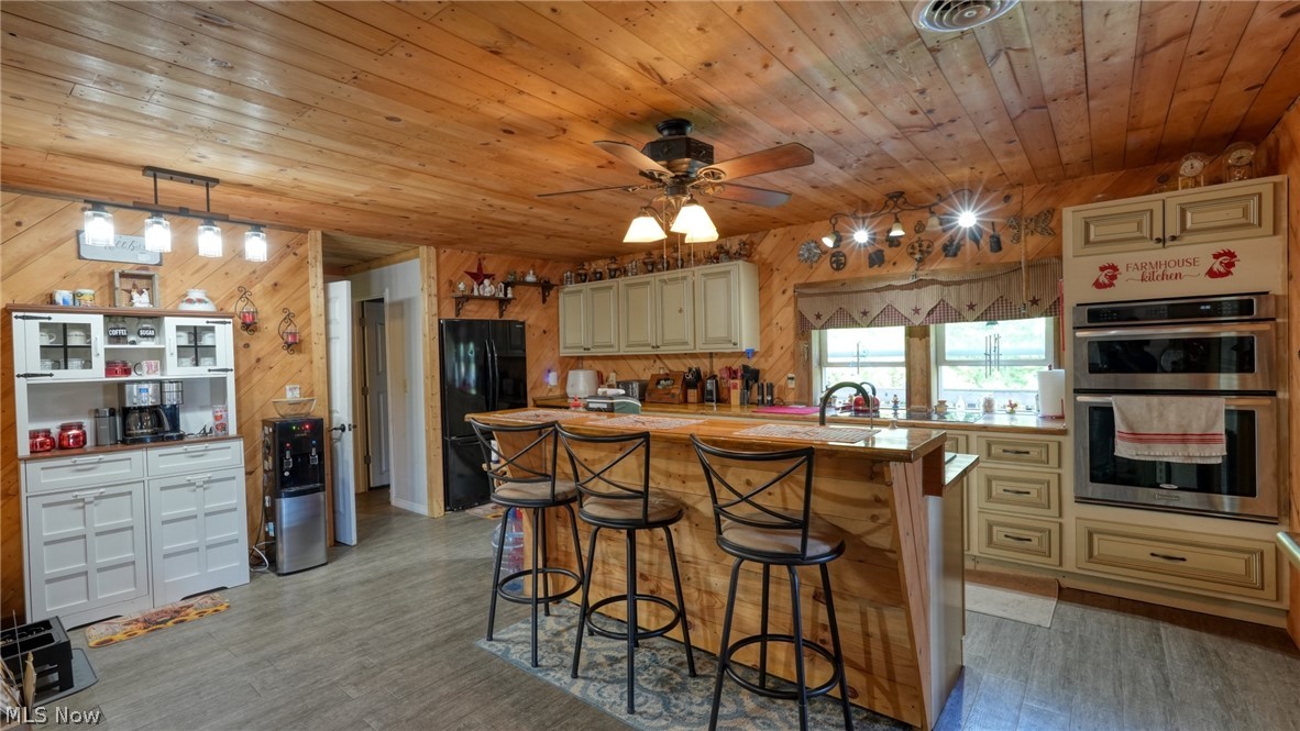 70535 Hopewell Road Cambridge, OH 43725 - Photo 13 of 50