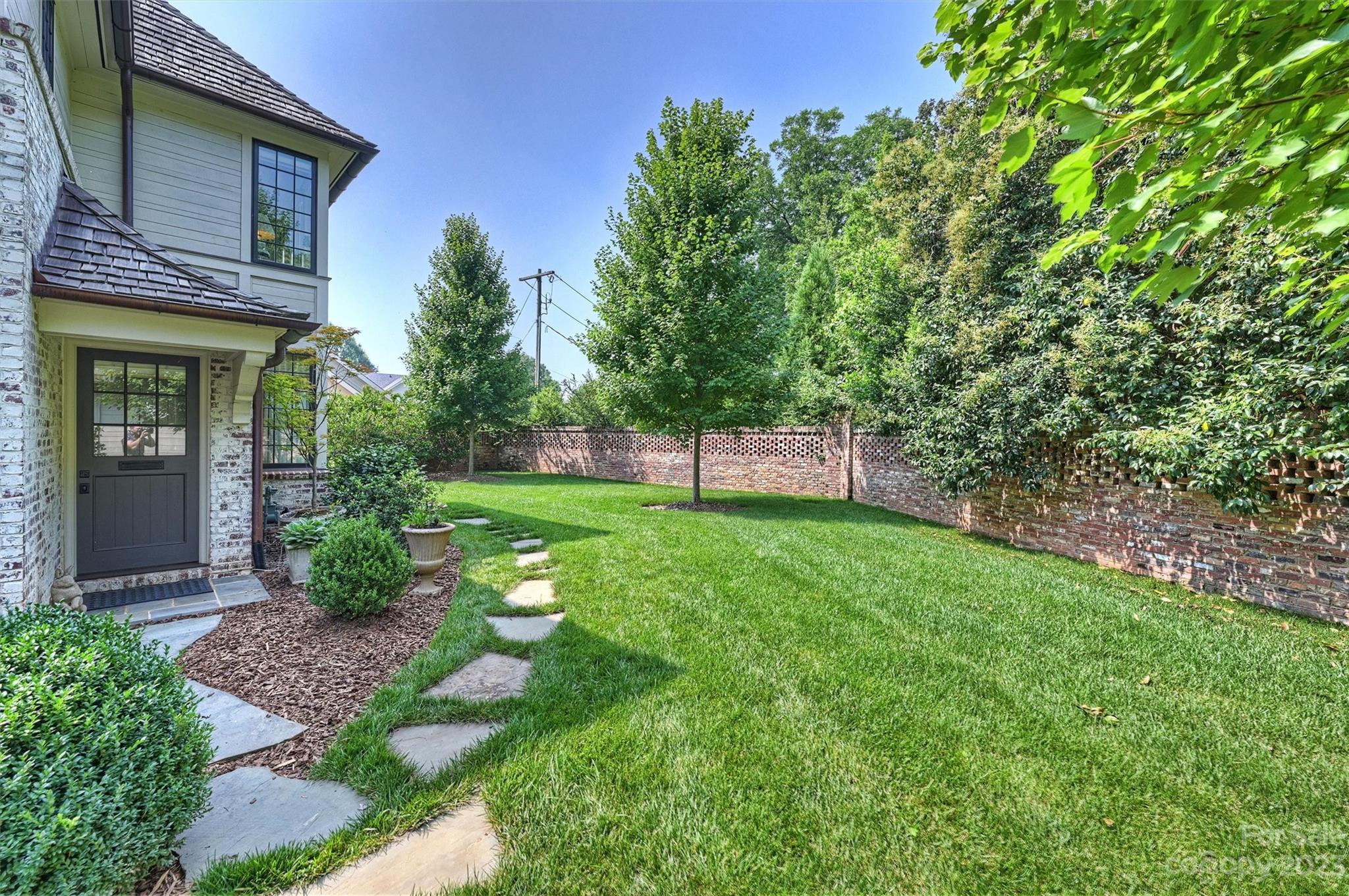 1210 Queens Road Charlotte, NC 28207 - Photo 35 of 43 Gallery Image 35
