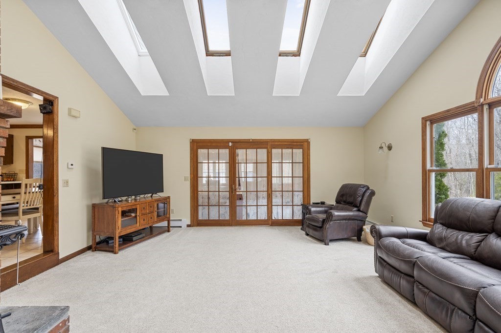 231 Glenwood Road Rutland, MA 01543 - Photo 17 of 42