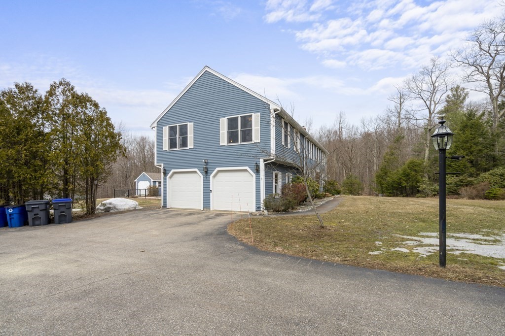 231 Glenwood Road Rutland, MA 01543 - Photo 3 of 42