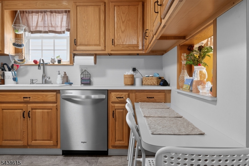 440 3rd Street Dunellen, NJ 08812 - Photo 8 of 31