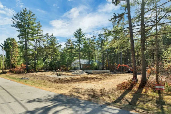 $244,900 | 26 Logan Way, Ossipee, NH 03814