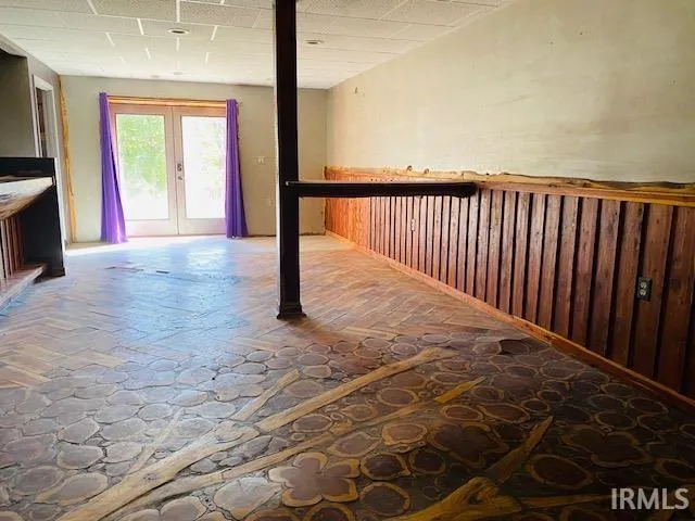 $275,000 | 6744 South Riddle Road, English, IN 47118