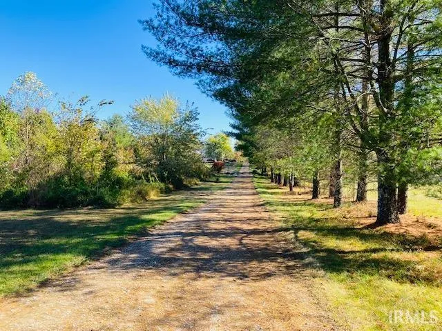 $275,000 | 6744 South Riddle Road, English, IN 47118