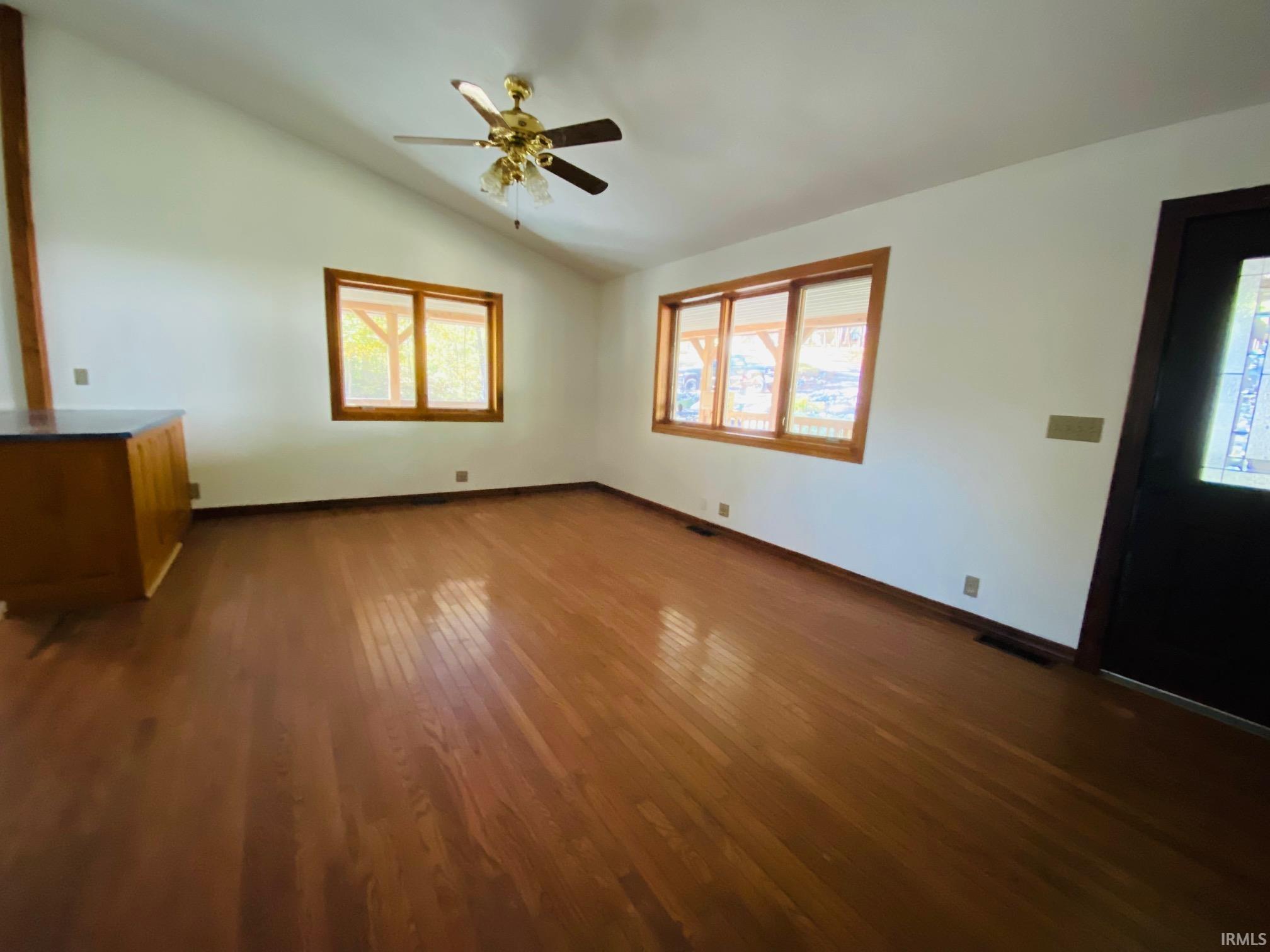 6744 South Riddle Road English, IN 47118 - Photo 3 of 29