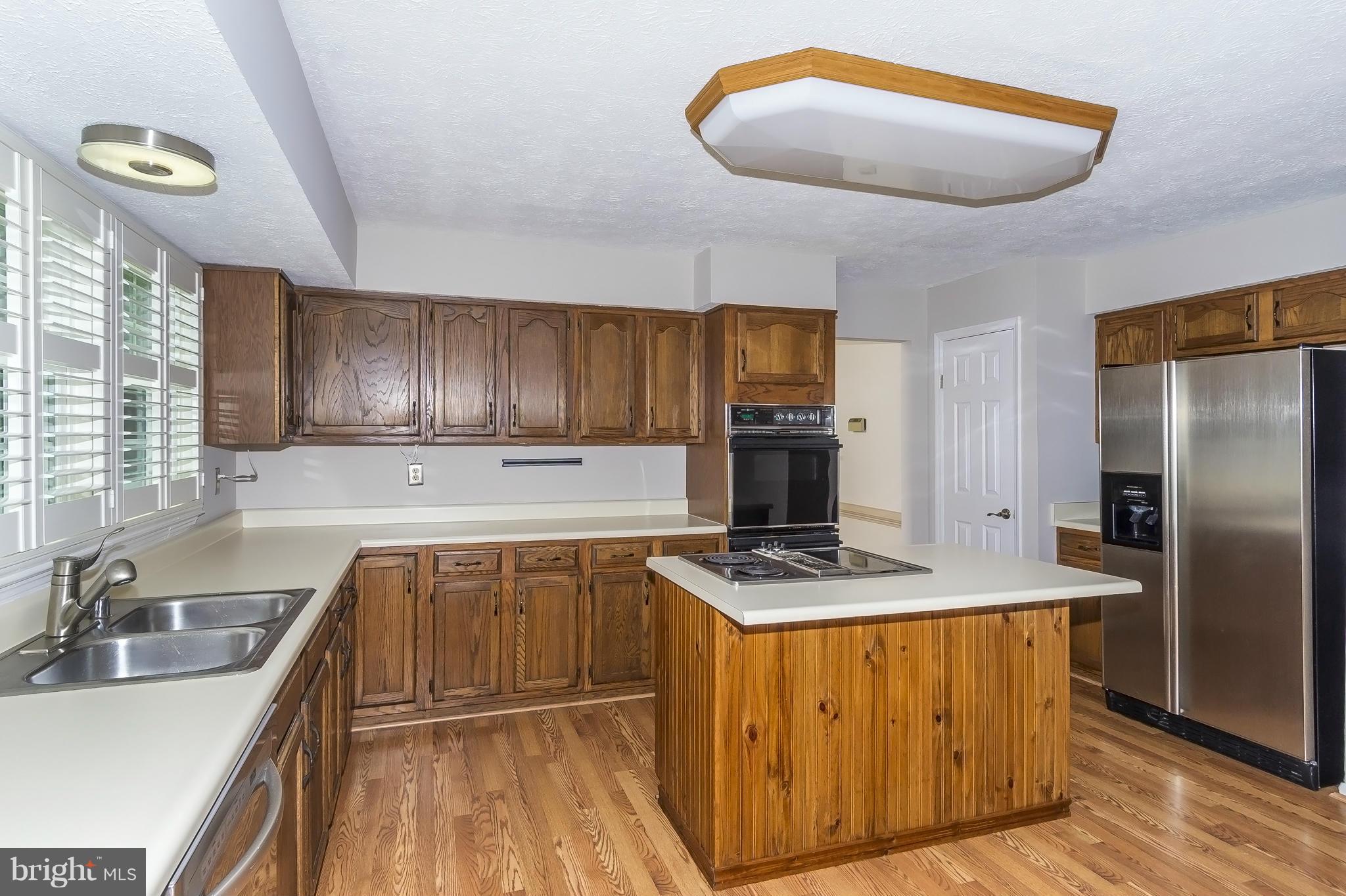 12110 Red Stream Way Columbia, MD 21044 - Photo 11 of 30 Kitchen