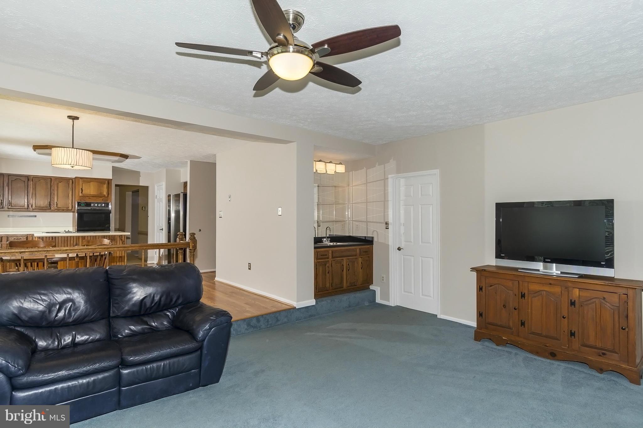 12110 Red Stream Way Columbia, MD 21044 - Photo 14 of 30 Family Room