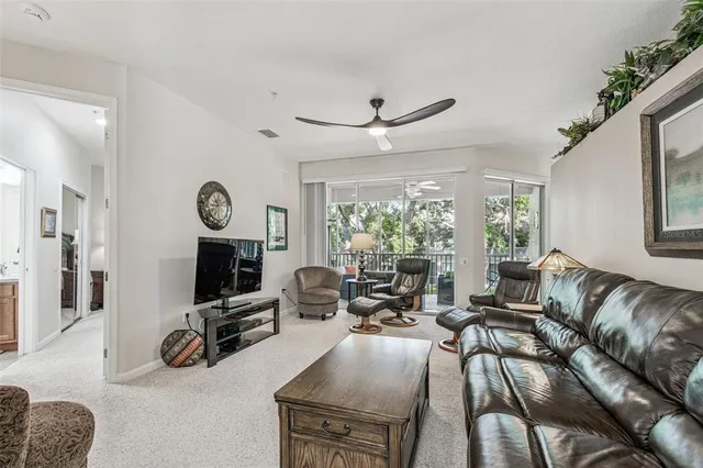 $429,900 | 841 Lantern Way, Unit 202, Clearwater, FL 33765