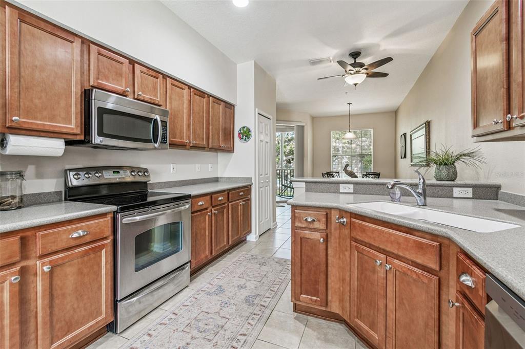 841 Lantern Way, Unit 202 Clearwater, FL 33765 - Photo 39 of 52