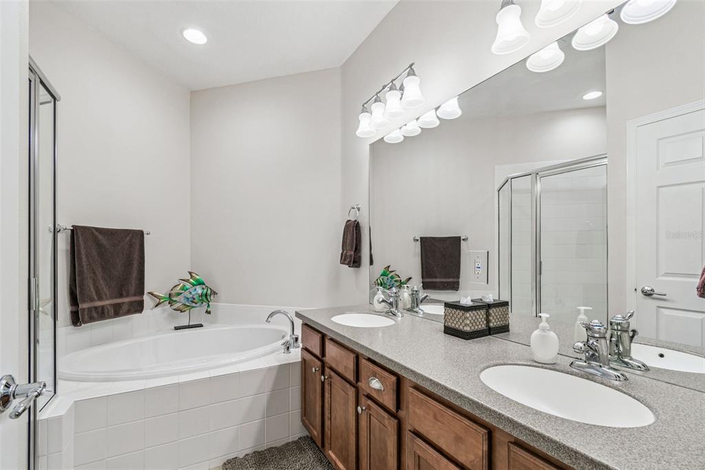 841 Lantern Way, Unit 202 Clearwater, FL 33765 - Photo 47 of 52