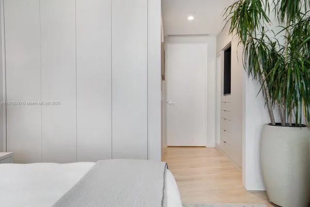 $2,700,000 | 1300 Monad Terrace, Unit 7C, Miami Beach, FL 33139