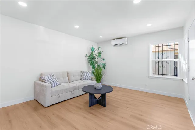 $600,000 | 870 East 148th Street, Compton, CA 90220