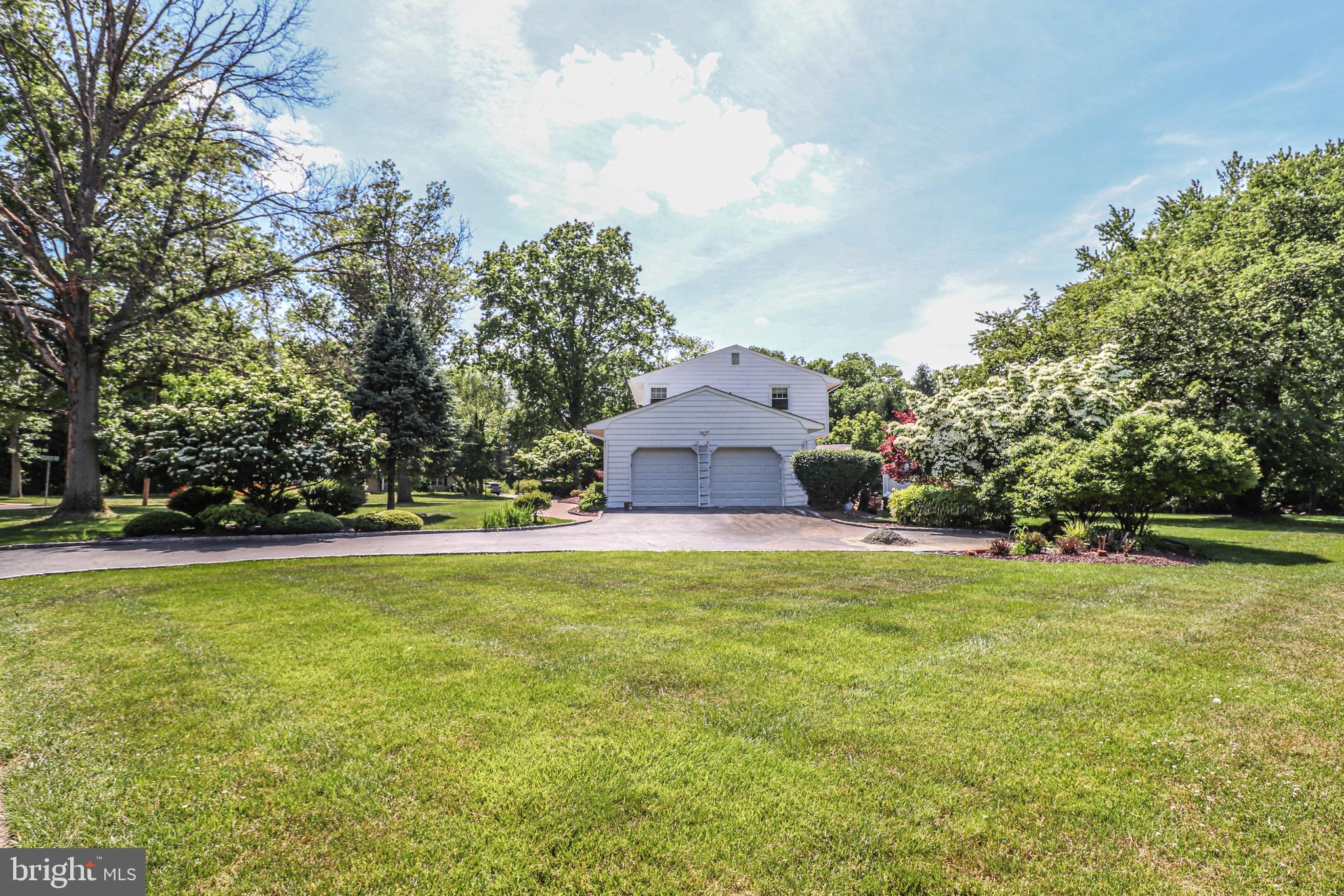 40 Quaker Road Princeton Junction, NJ 08550 - Photo 5 of 46 Gallery Image 5