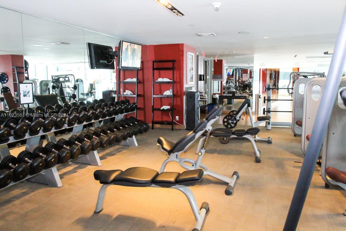 900 Biscayne Boulevard, Unit 2707 Miami, FL 33132 - Photo 28 of 41