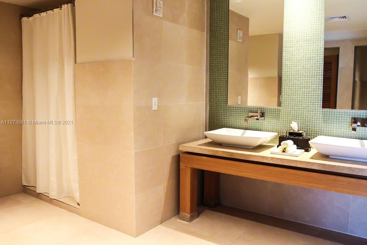 900 Biscayne Boulevard, Unit 2707 Miami, FL 33132 - Photo 30 of 41