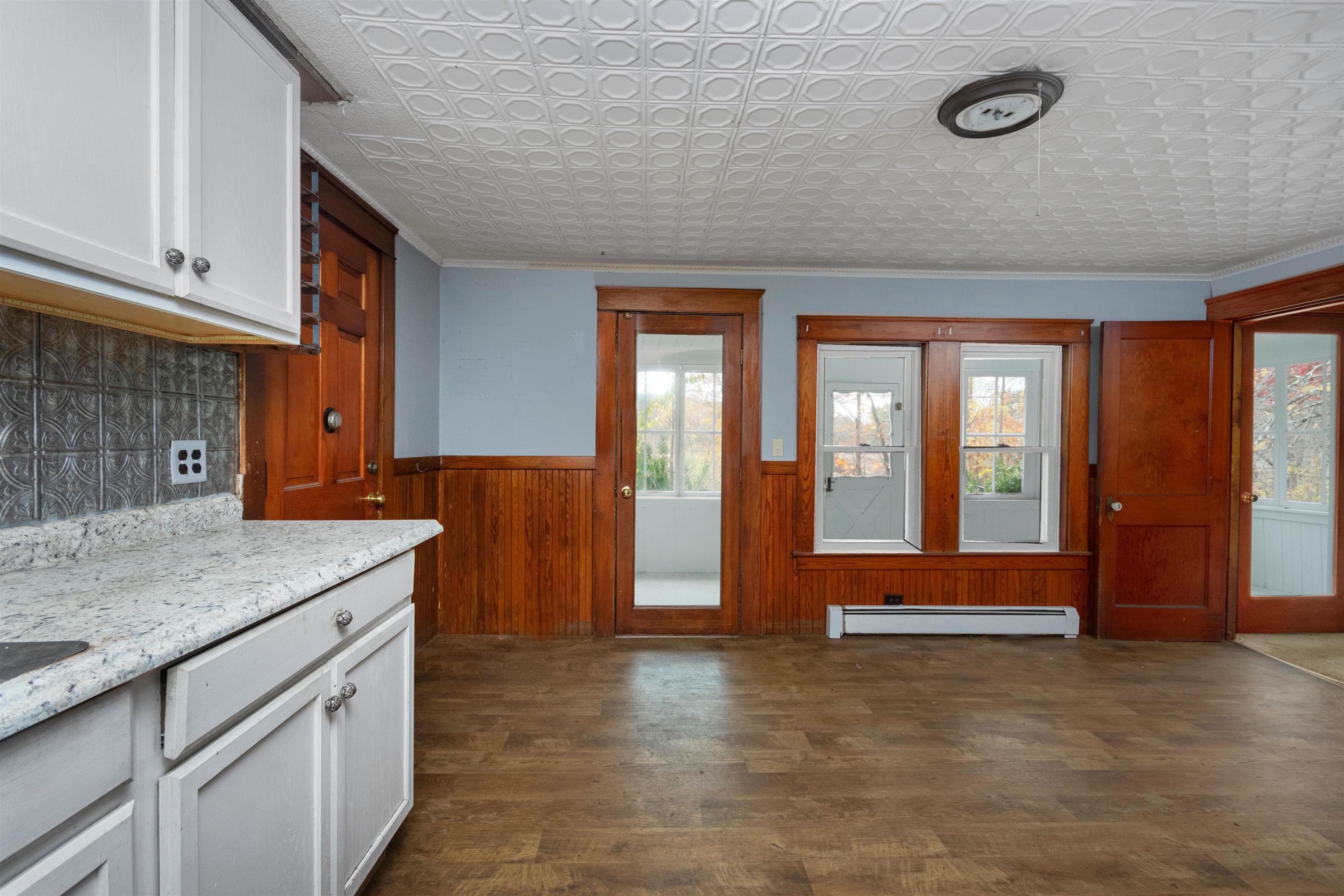 20 Liberty Hill Road Bedford, NH 03110 - Photo 3 of 31