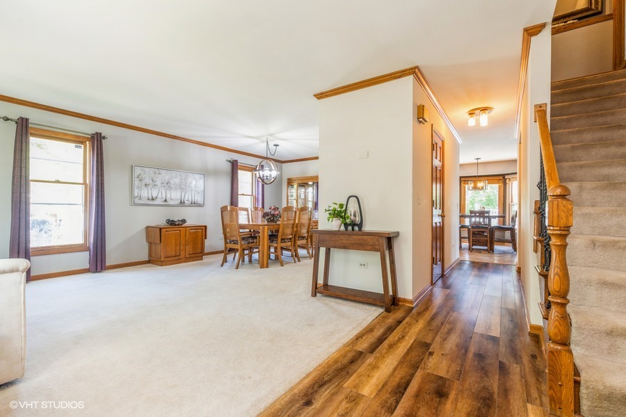 198 Foxmoor Road Fox River Grove, IL 60021 - Photo 5 of 26 a living room with furniture and wooden floors