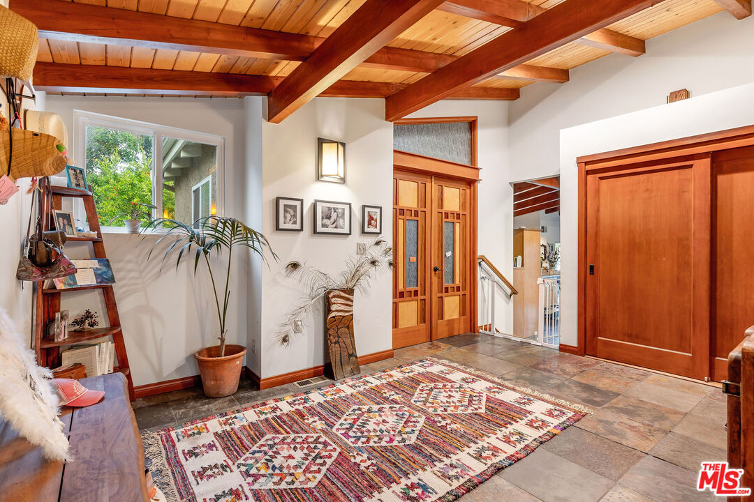2716 Halsey Road Topanga, CA 90290 - Photo 8 of 51