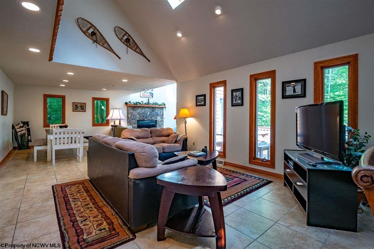 15 Brookside Road Davis, WV 26260 - Photo 2 of 29 Gallery Image 2
