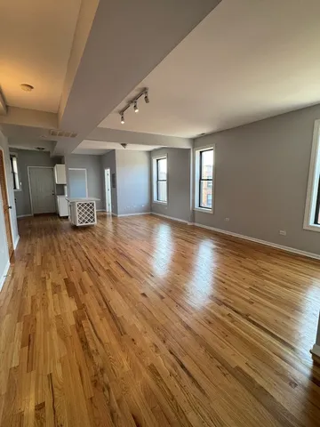 $199,000 | 5900 South King Drive, Unit C3, Chicago, IL 60637