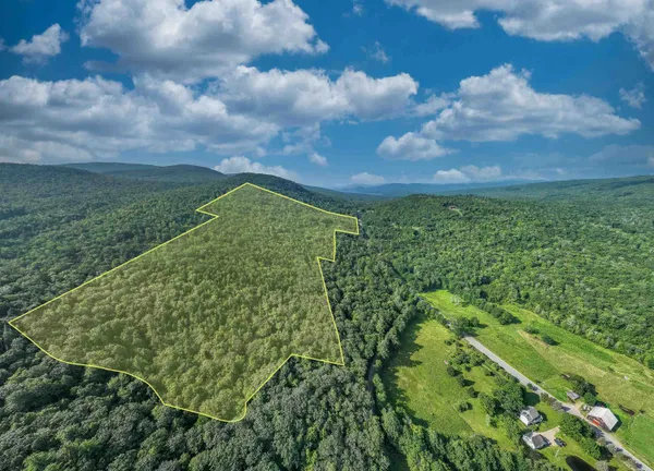 $675,000 | 613 Mayhew Turnpike, Unit 227024 & 227023, Plymouth, NH 03264