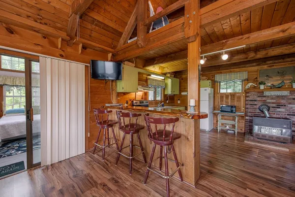 $675,000 | 613 Mayhew Turnpike, Unit 227024 & 227023, Plymouth, NH 03264