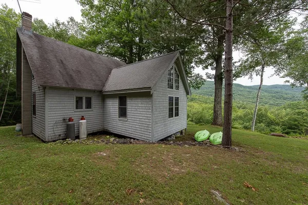 $675,000 | 613 Mayhew Turnpike, Unit 227024 & 227023, Plymouth, NH 03264