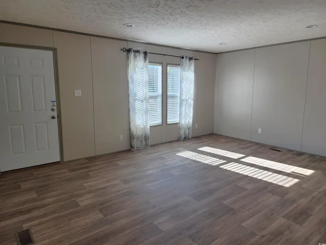 $215,000 | 2004 Warren's Loop, Marion, SC 29571