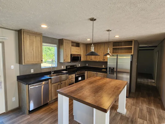 $215,000 | 2004 Warren's Loop, Marion, SC 29571