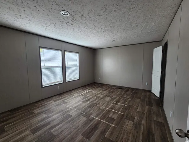 $215,000 | 2004 Warren's Loop, Marion, SC 29571