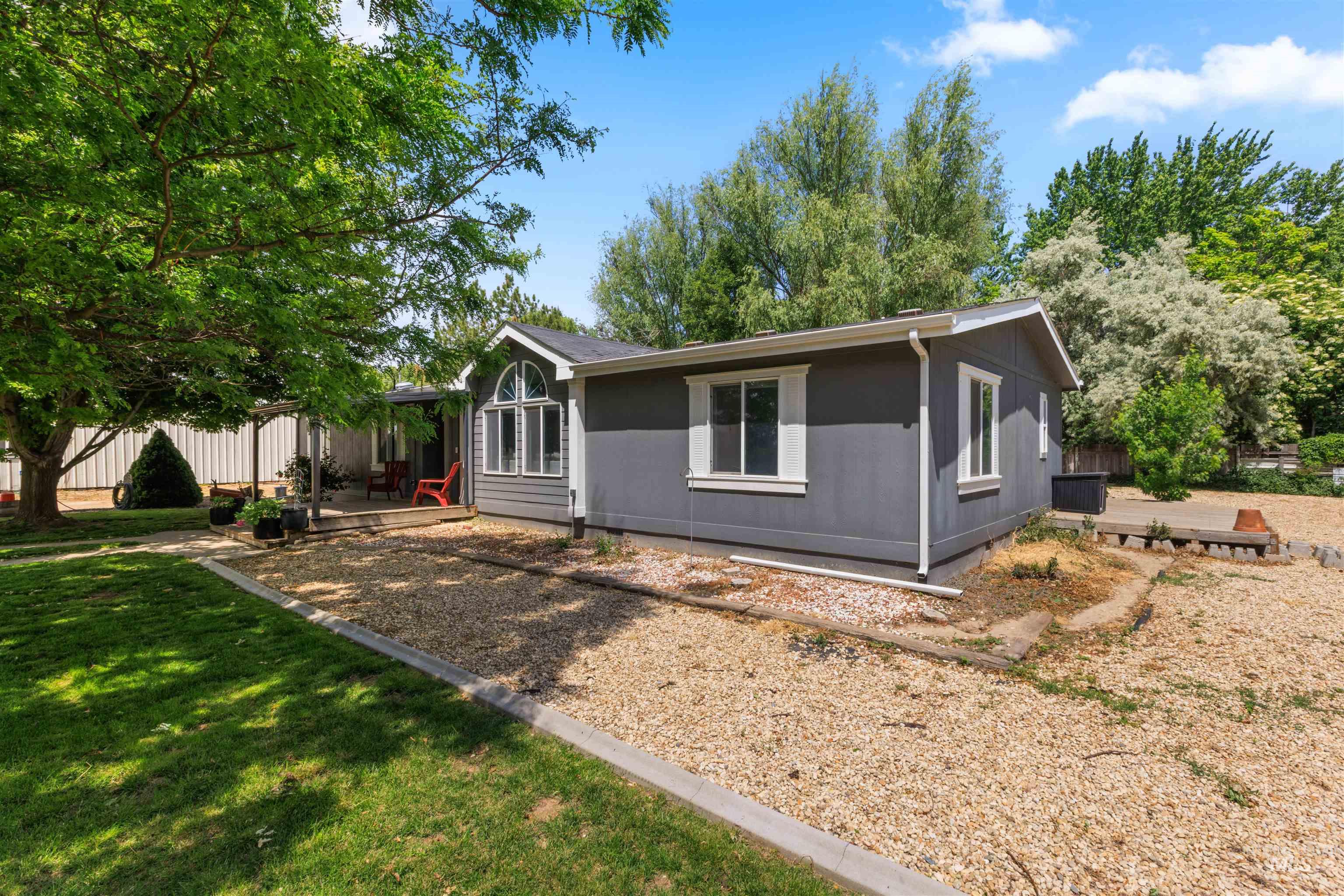 24413 Freezeout Road Caldwell, ID 83607 - Photo 9 of 48