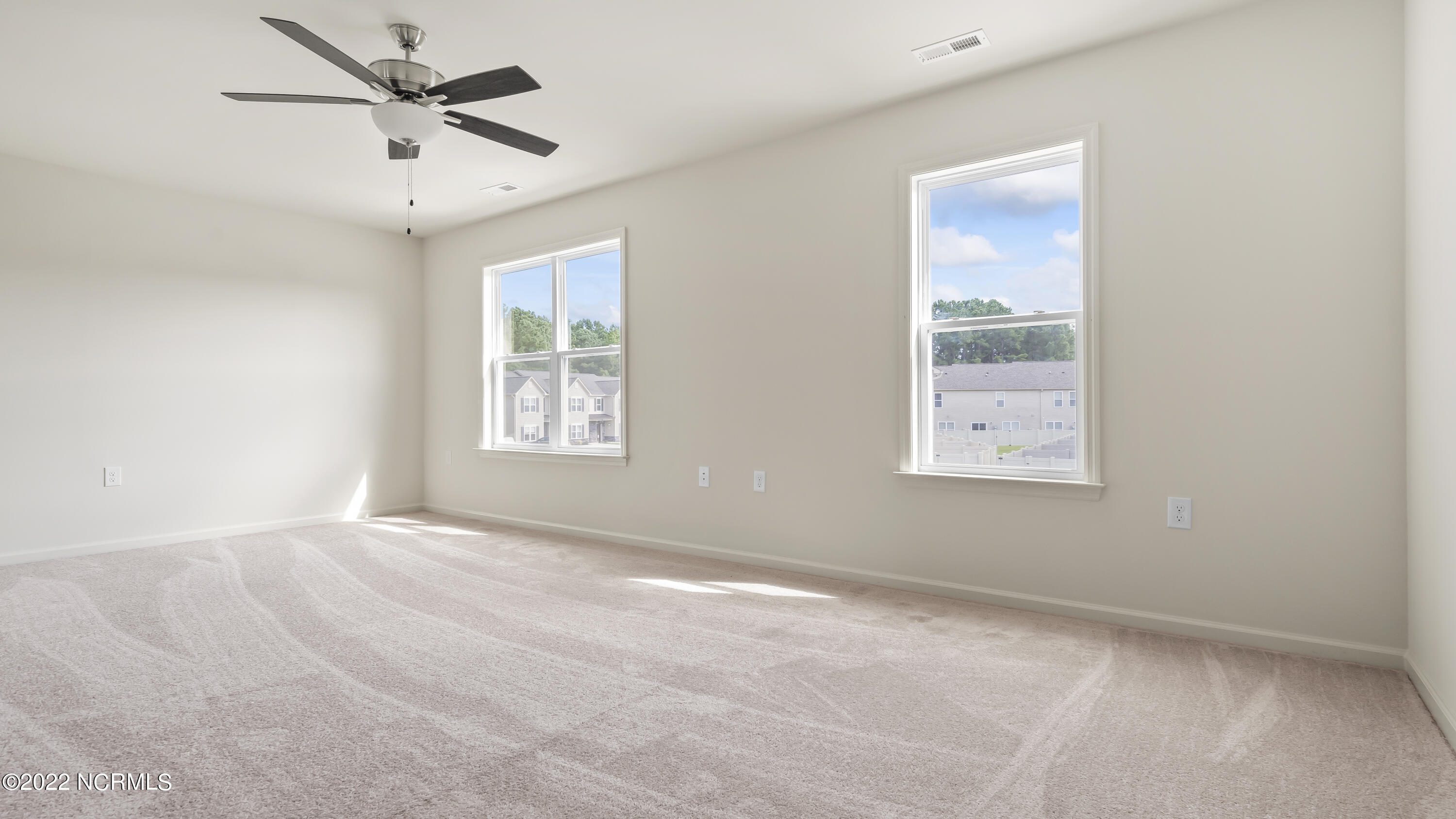 338 Glenellen Loop Road Midway Park, NC 28544 - Photo 17 of 24 16