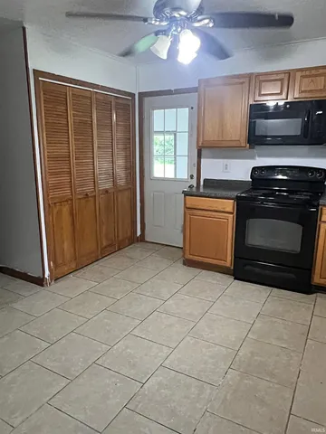 $84,000 | 206 East Ohio Street, Jasonville, IN 47438