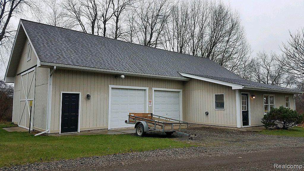 13175 Holtforth Road Fenton, MI 48430 - Photo 25 of 25 25.jpg